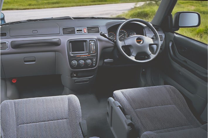 RHD Honda CR-V front seats interior view