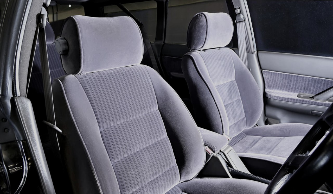 Second generation RHD Subaru Legacy Wagon front seats